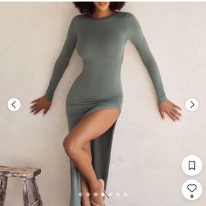 Backless green dress size 0